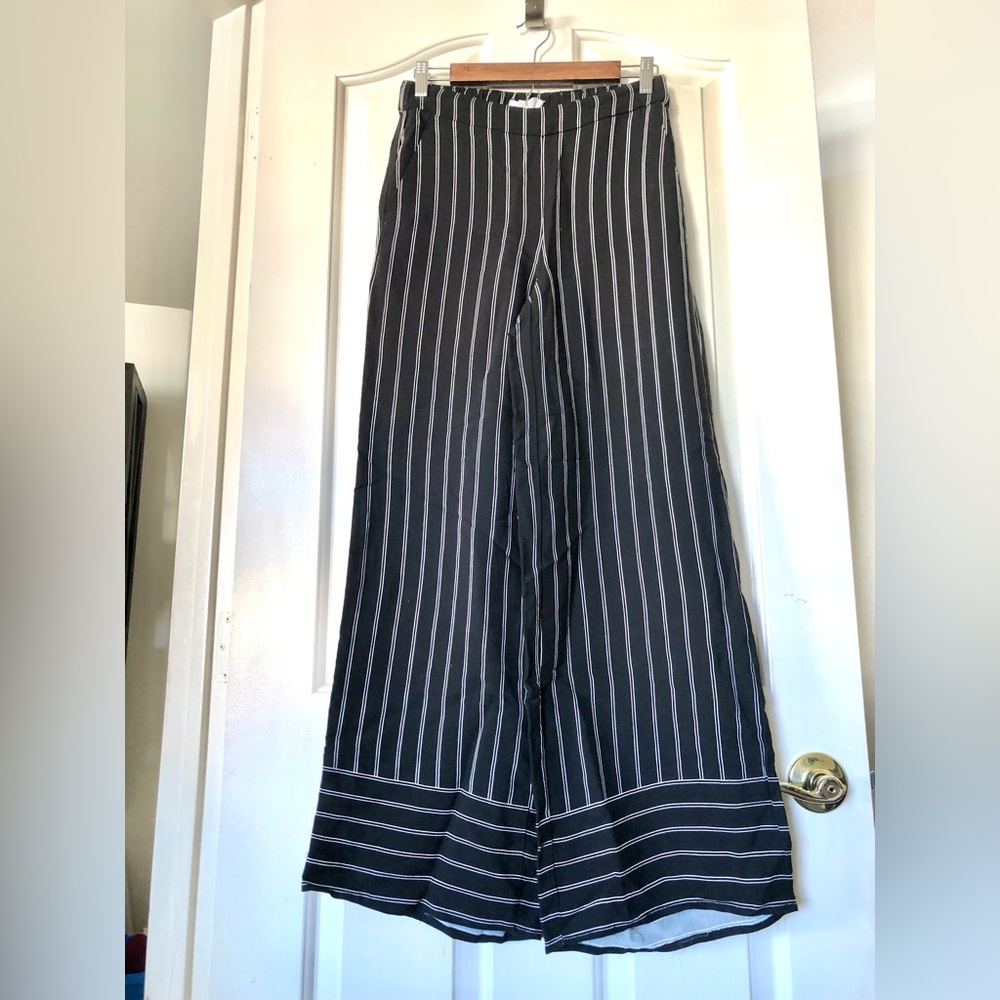 NWOT LOFT Black Wide-Leg Pinstripe Pants